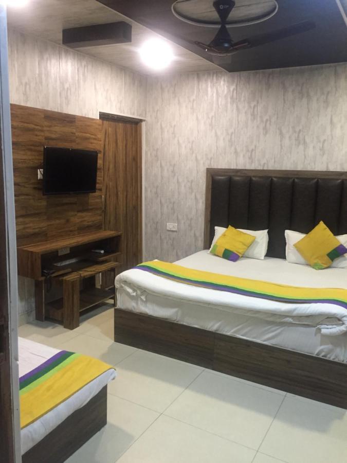 Fabhotel Dm Residency Amritsar Dış mekan fotoğraf
